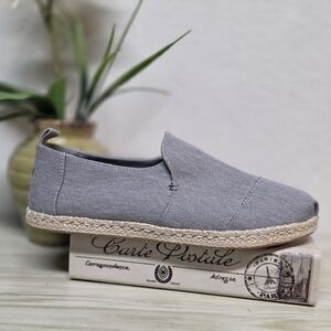 Toms Men's Gray Canvas Slip-On Loafers Size 9 - Unisex